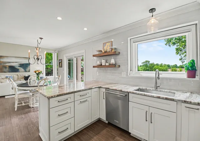 Photo 4 of Single family home for sale at 451 Castlebury Dr, Saline, MI 48176 | MLS# 81026026224 | Listing updated on 2026-06-10