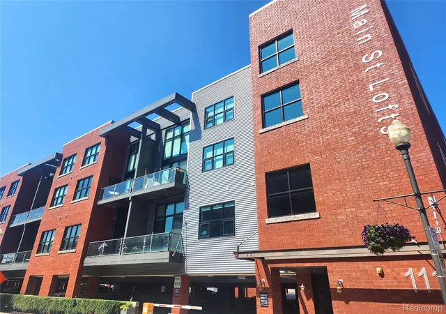 Listing Photo 1 - Condo for sale in building located at 111 N Main St, Royal Oak, MI 48067 - Unit #201