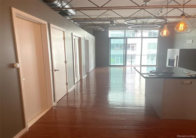 Listing Photo 2 - Condo for sale in building located at 111 N Main St, Royal Oak, MI 48067 - Unit #201