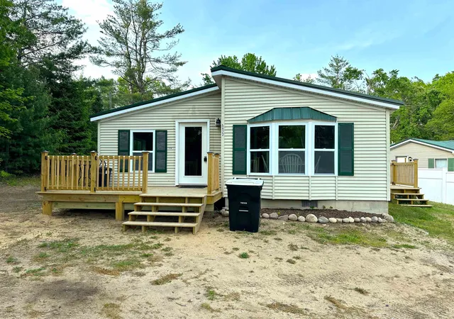 Homes for sale in Gaylord City Otsego, MI | 5472 Clubhouse Trl, Gaylord City Otsego, MI 49735 | MLS# 78080069084