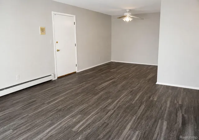5th image of 1880 Axtell Dr #2, Troy, MI 48084 | MLS# 20261040161