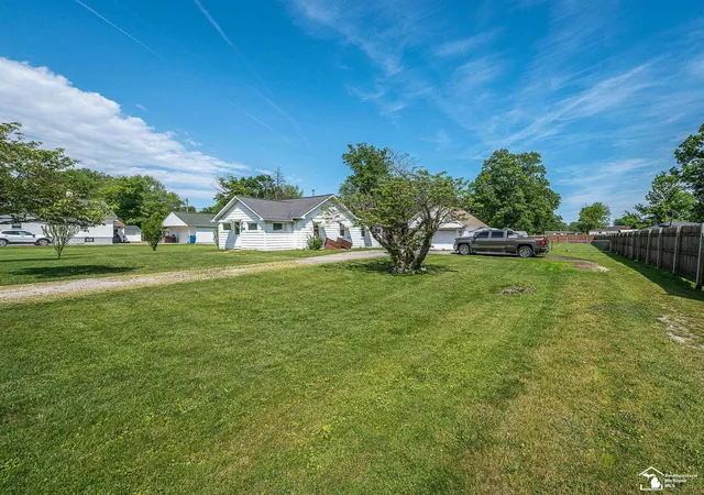 Photo 1 of Single family home for sale at 1736 Meadow Dr, Monroe, MI 48162 | MLS# 57050209759 | Listing updated on 2026-06-05