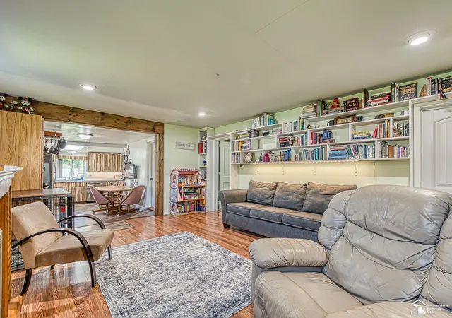 Photo 4 of Single family home for sale at 1736 Meadow Dr, Monroe, MI 48162 | MLS# 57050209759 | Listing updated on 2026-06-05