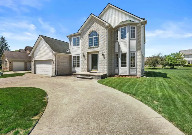 Photo 1 of Single family home for sale at 46325 Glen Eagle Dr, Shelby Township, MI 48315 | MLS# 58050209762 | Listing updated on 2026-08-22