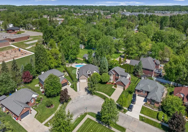 Photo 1 of Sale Pending at 8303 Frederick Dr, Washington, MI 48094 | MLS# 58050209763 | Listing updated on 2026-06-09