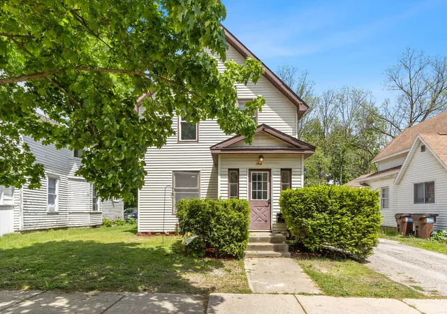 Homes for sale in Big Rapids City Mecosta, MI | 124 Woodward Ave, Big Rapids City Mecosta, MI 49307 | MLS# 72026026292