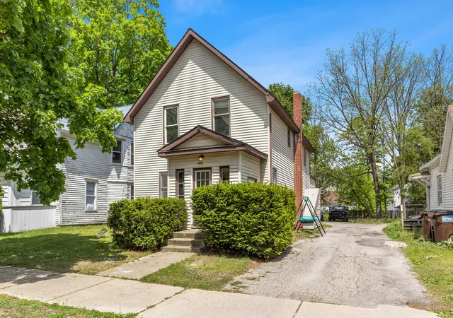 Homes for sale in Big Rapids City Mecosta, MI | 124 Woodward Ave, Big Rapids City Mecosta, MI 49307 | MLS# 72026026292