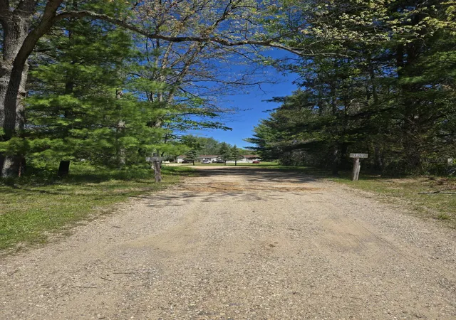 2nd image of 3384 E 56th St, Chase, MI 49623 | MLS# 72026026303