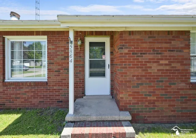 Photo 3 of Single family home for sale at 5864 Edgewood Blvd, Monroe, MI 48161 | MLS# 57050209778 | Listing updated on 2026-06-10