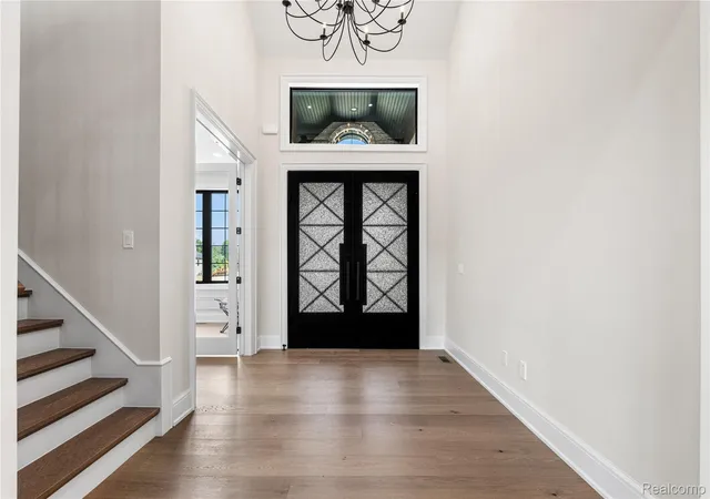 Photo 3 of Mansion for sale at 1812 Vista Dr, Oakland, MI 48363 | MLS# 20261040226 | Listing updated on 2026-09-14