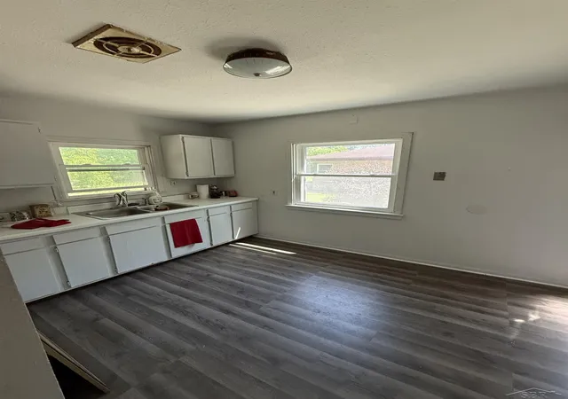 Photo 3 of Single family home for sale at 2506 Owen St, Saginaw, MI 48601 | MLS# 61050209786 | Listing updated on 2026-06-02