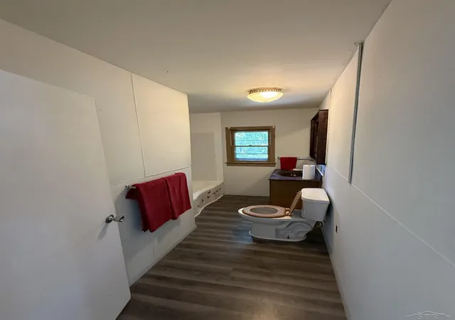 Photo 4 of Single family home for sale at 2506 Owen St, Saginaw, MI 48601 | MLS# 61050209786 | Listing updated on 2026-06-02