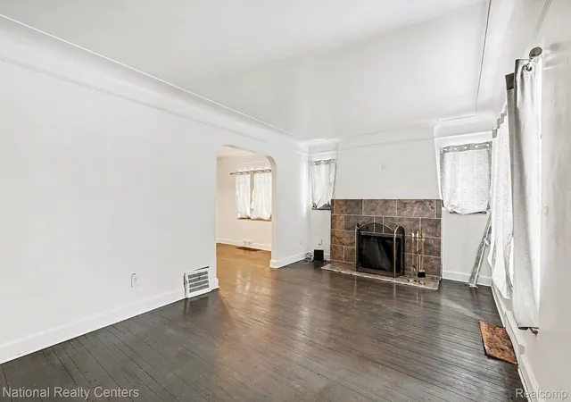 Photo 2 of Single family home for sale at 20015 Stotter St, Detroit, MI 48234 | MLS# 20261040256 | Listing updated on 2026-06-17