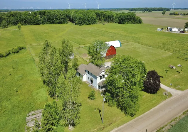 Photo 4 of Single family home for sale at 3571 N Shepherd Rd, Mount Pleasant, MI 48858 | MLS# 79080069095 | Listing updated on 2026-06-19