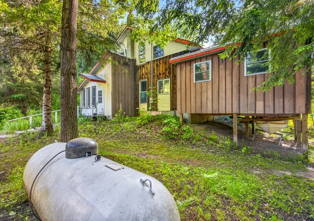 4th image of 3007 Riverview Dr, Hersey, MI 49639 | MLS# 72026026350