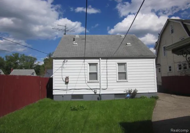 Photo 3 of Single family home for sale at 19151 Rowe St, Detroit, MI 48205 | MLS# 20261040368 | Listing updated on 2026-06-18