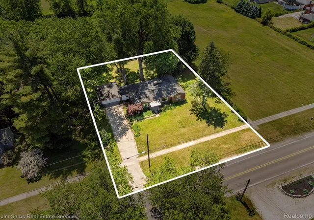 Photo 1 of Single family home for sale at 4800 Chicago Rd, Warren, MI 48092 | MLS# 20261040381 | Listing updated on 2026-06-16