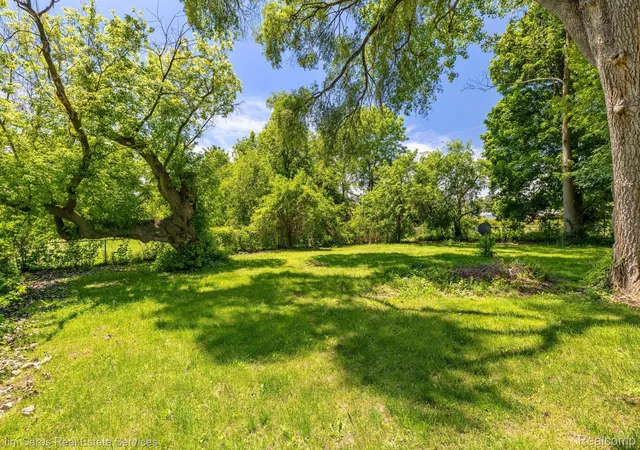 Photo 4 of Single family home for sale at 4800 Chicago Rd, Warren, MI 48092 | MLS# 20261040381 | Listing updated on 2026-06-16