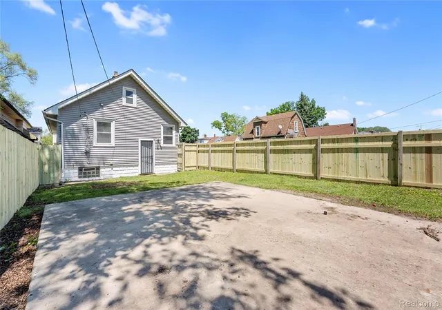 Homes for sale in Ecorse City Wayne, MI | 23 W Broadway St, Ecorse City Wayne, MI 48229 | MLS# 20261040452