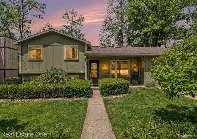 1st image of 520 W Huron St, Milford, MI 48381 | MLS# 20261040453