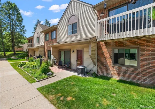 Photo 3 of Condo for sale at 399 Spring Brooke Dr, Brighton, MI 48116 | MLS# 20261040462 | Listing updated on 2026-06-20