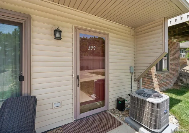 Photo 4 of Condo for sale at 399 Spring Brooke Dr, Brighton, MI 48116 | MLS# 20261040462 | Listing updated on 2026-06-20