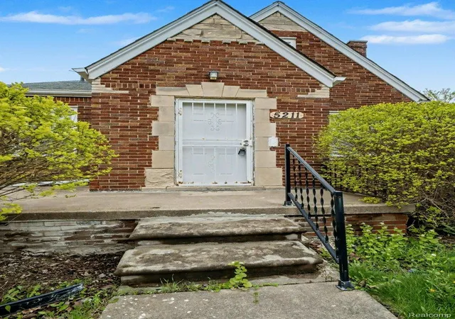 Photo 3 of Single family home for sale at 5211 Nottingham Rd, Detroit, MI 48224 | MLS# 20261040474 | Listing updated on 2026-07-27
