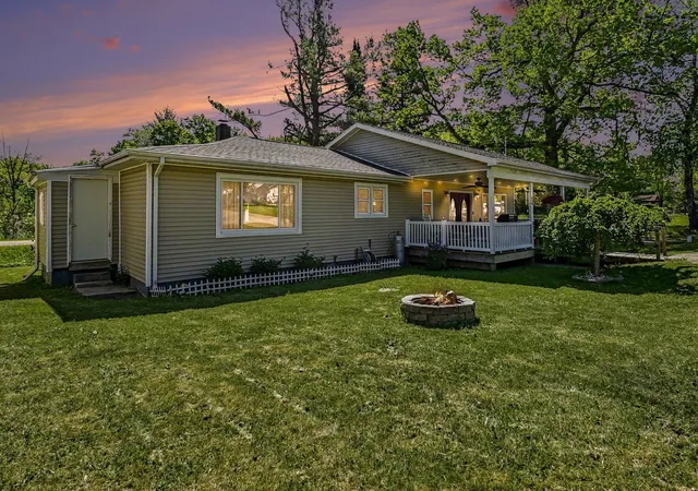 Photo 2 of Single family home for sale at 600 2nd Avenue, Hale, MI 48739 | MLS# 77080069114 | Listing updated on 2026-08-26