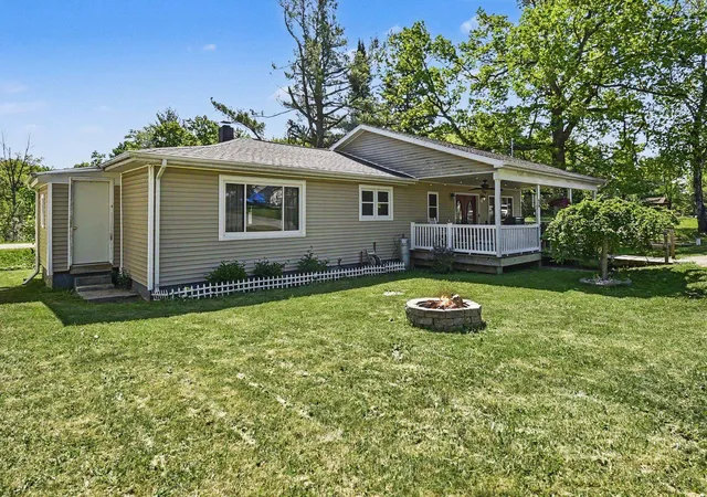 Photo 4 of Single family home for sale at 600 2nd Avenue, Hale, MI 48739 | MLS# 77080069114 | Listing updated on 2026-08-26