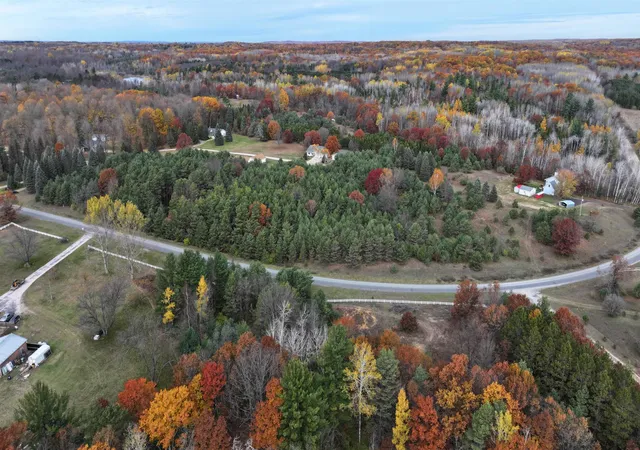 Photo 4 of Land for sale at Tbd Harding Ave, Farwell Village Clare, MI 48622 | MLS# 79080069116 | Listing updated on 2026-06-15