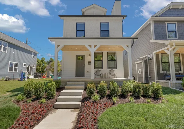 Photo 2 of Single family home for sale at 1482 Fischer St, Detroit, MI 48214 | MLS# 20261040502 | Listing updated on 2026-09-12