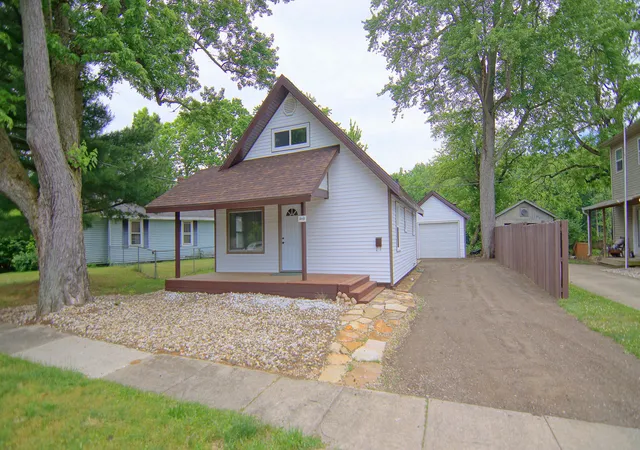 1st image of 40 River St, Niles, MI 49120 | MLS# 69026026442