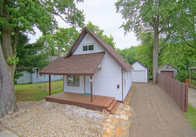 20th image of 40 River St, Niles, MI 49120 | MLS# 69026026442