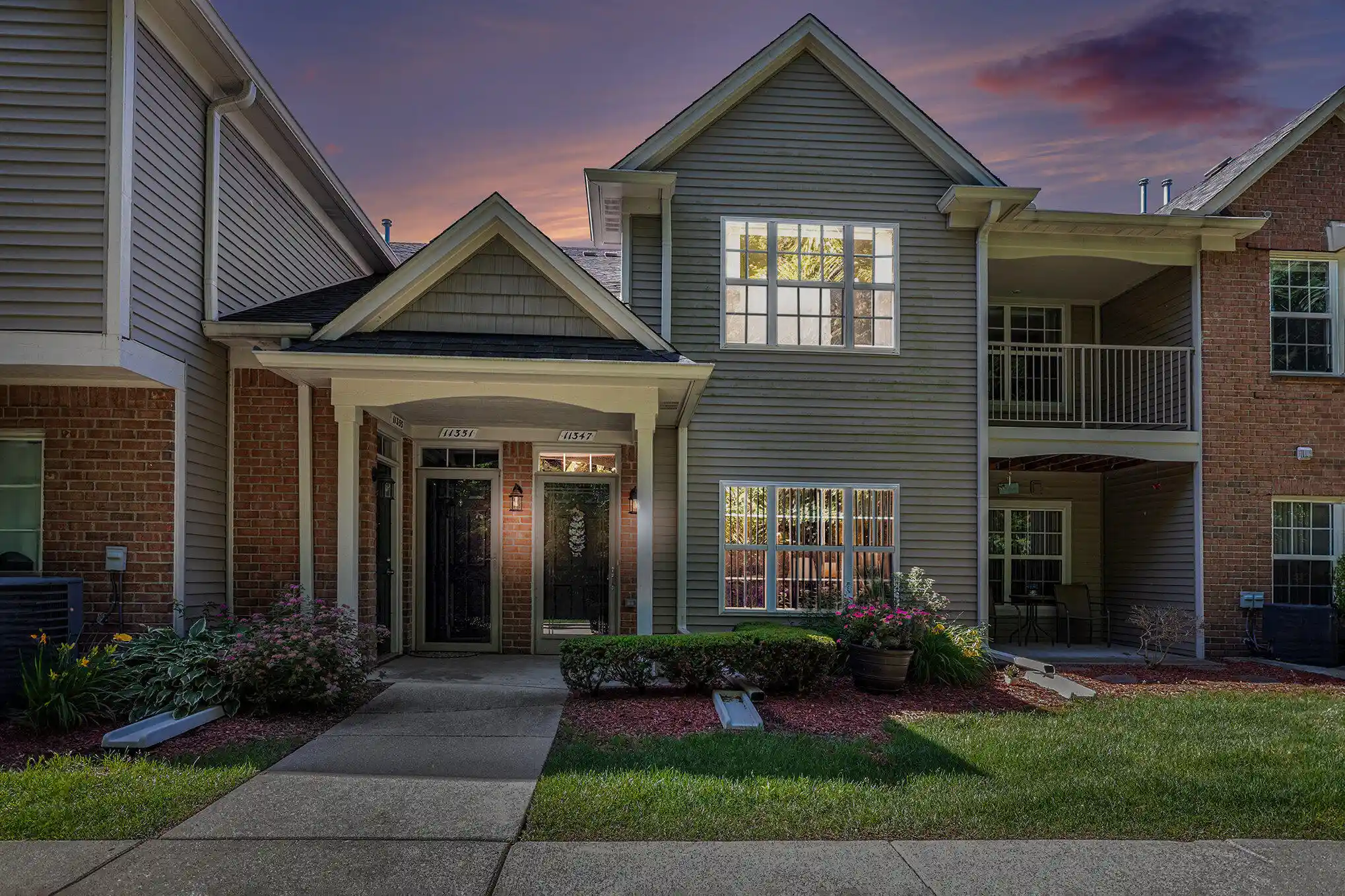 Listing Photo 2 - Condo for sale in 11347 N Woods Dr located at 11347 N Woods Dr, Shelby Township, MI 48317 - Unit 11347 N Woods Dr