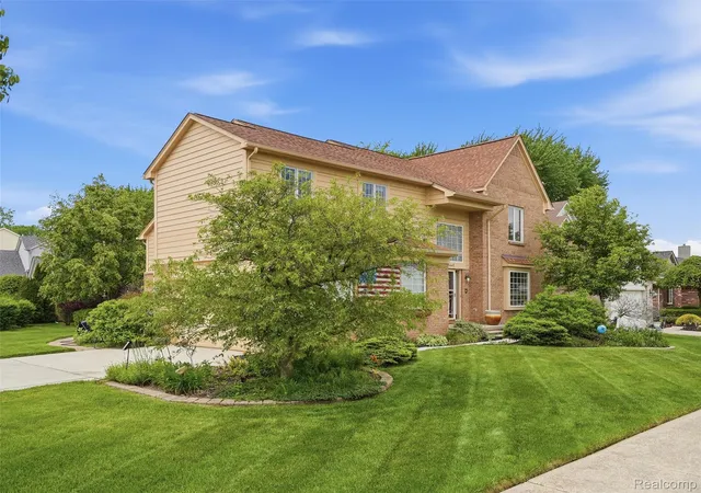 Photo 3 of Single family home for sale at 42447 Sheridan Dr, Clinton Township, MI 48038 | MLS# 20261040545 | Listing updated on 2026-06-05