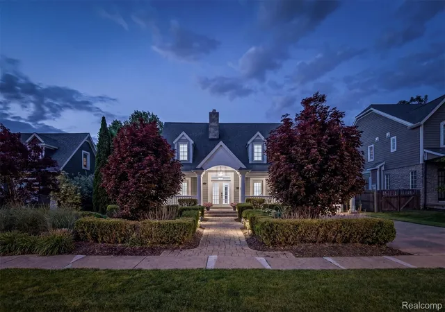 Photo 2 of Single family home for sale at 520 Pleasant St, Birmingham, MI 48009 | MLS# 20261040567 | Listing updated on 2026-08-26
