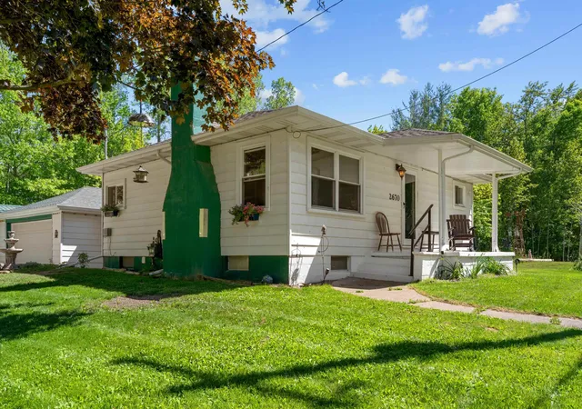 Photo 1 of Single family home for sale at 2670 Plainfield Rd, Hale, MI 48739 | MLS# 77080069118 | Listing updated on 2026-08-27