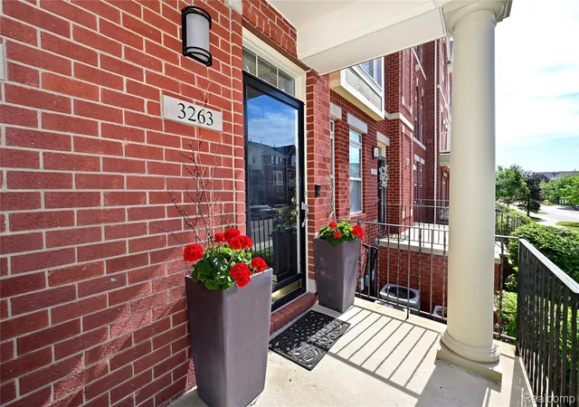 Photo 2 of Condo for sale at 3263 Camden Dr, Troy, MI 48084 | MLS# 20261040582 | Listing updated on 2026-06-20