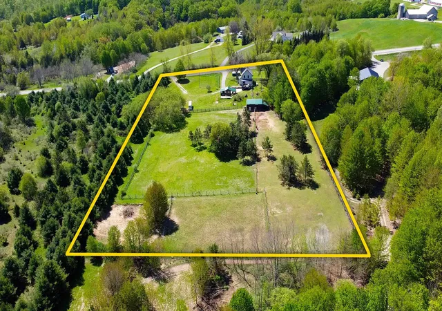 2nd image of 8807 Rogers Rd, East Jordan, MI 49727 | MLS# 78080069122