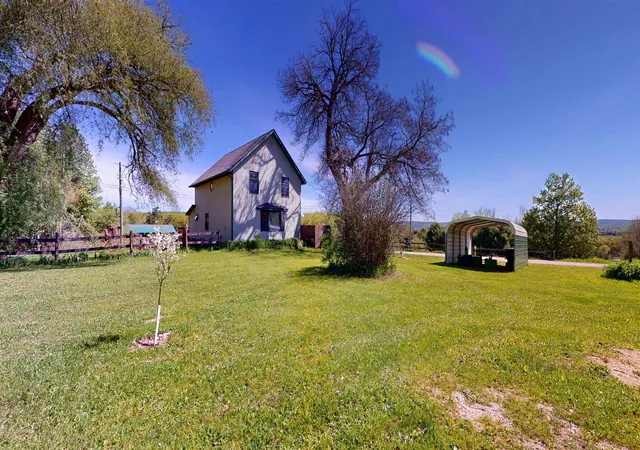 3rd image of 8807 Rogers Rd, East Jordan, MI 49727 | MLS# 78080069122