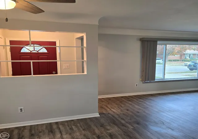 4th image of 16084 Hauss Ave, Eastpointe City Macomb, MI 48021 | MLS# 58050209882