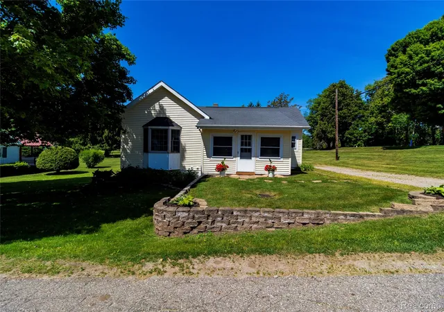 Photo 1 of Single family home for sale at 106 Washington St, Attica, MI 48412 | MLS# 20261040615 | Listing updated on 2026-06-05