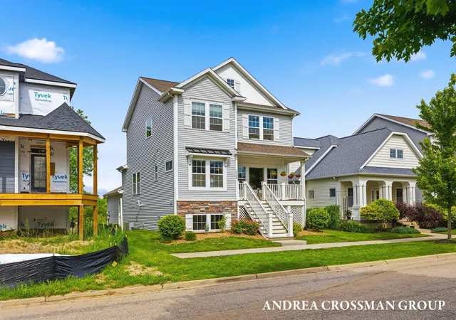 Photo 2 of Single family home for sale at 2130 Kensington Park Cir, Holland, MI 49423 | MLS# 71026026521 | Listing updated on 2026-06-15