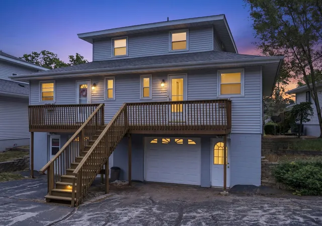3rd image of 2922 Pagoda Path #16, Stevensville, MI 49127 | MLS# 69026026524