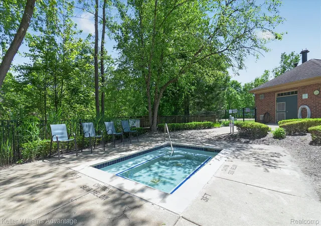 43rd image of 446 Old Pine Wy, Walled Lake, MI 48390 | MLS# 20261040657