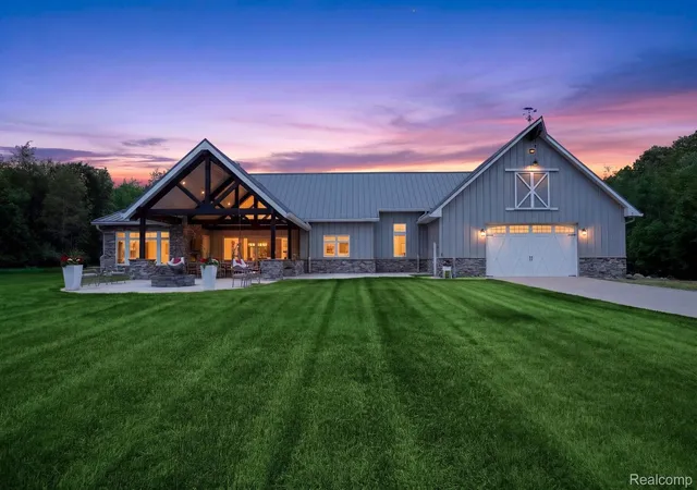 Photo 3 of Single family home for sale at 10500 W Grand River Rd, Fowlerville, MI 48836 | MLS# 20261040685 | Listing updated on 2026-07-26