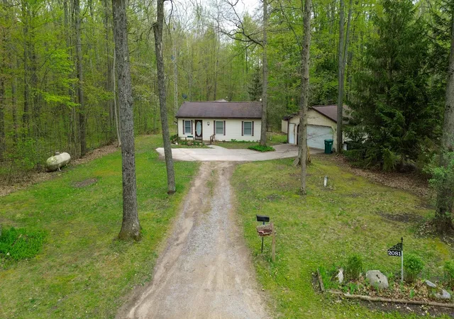 2nd image of 2081 Deer Lake Rd, Harrison, MI 48625 | MLS# 72026026539