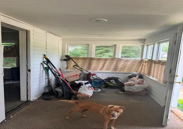 Photo 2 of Single family home for sale at 823 Remington Ave, Flint, MI 48507 | MLS# 20261040695 | Listing updated on 2026-06-12