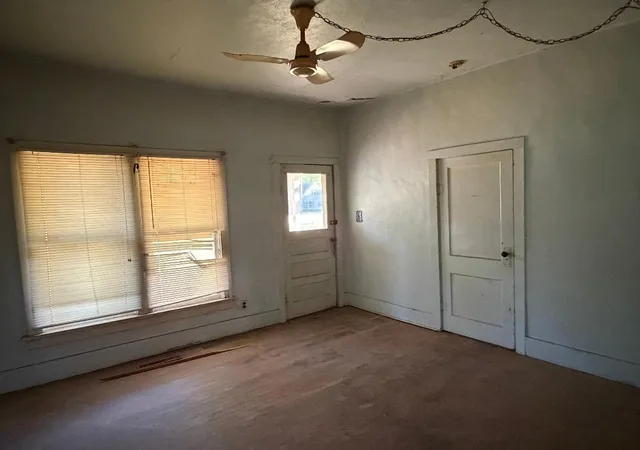 Photo 3 of Single family home for sale at 203 Stateline Rd, Niles, MI 49120 | MLS# 69026026546 | Listing updated on 2026-09-11