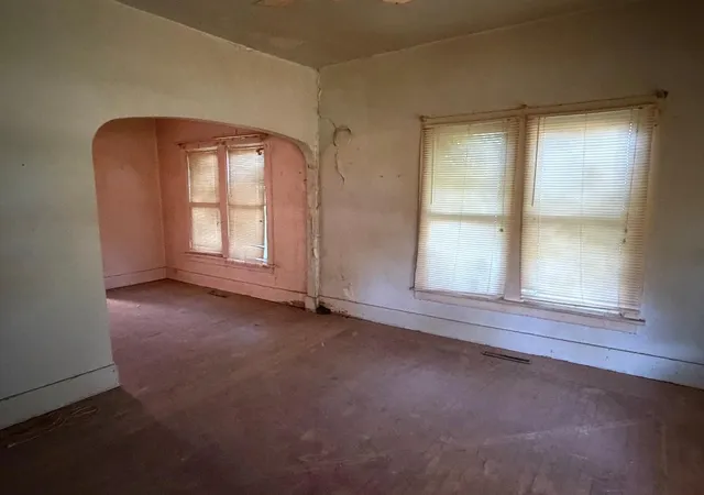 Photo 4 of Single family home for sale at 203 Stateline Rd, Niles, MI 49120 | MLS# 69026026546 | Listing updated on 2026-09-11